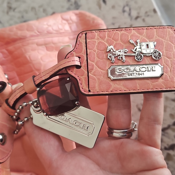 Coach Pink Crocodile-Embossed Bag - Picture 3 of 15